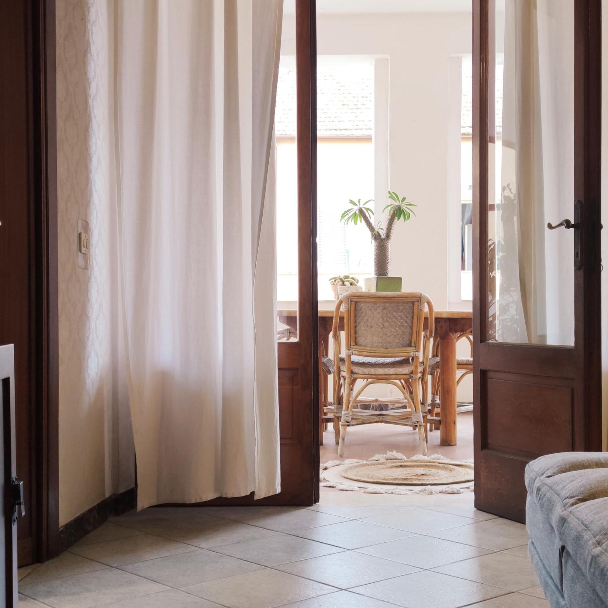 Hotel Mama Babylon à Olbia Extérieur photo