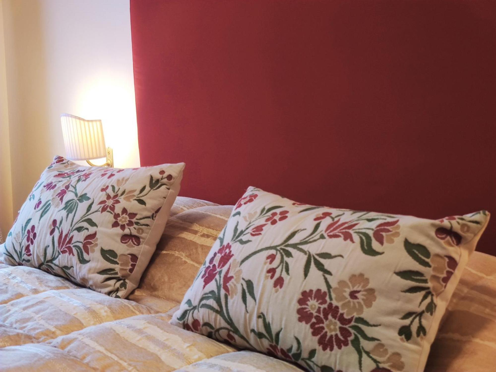 Hotel Mama Babylon à Olbia Extérieur photo